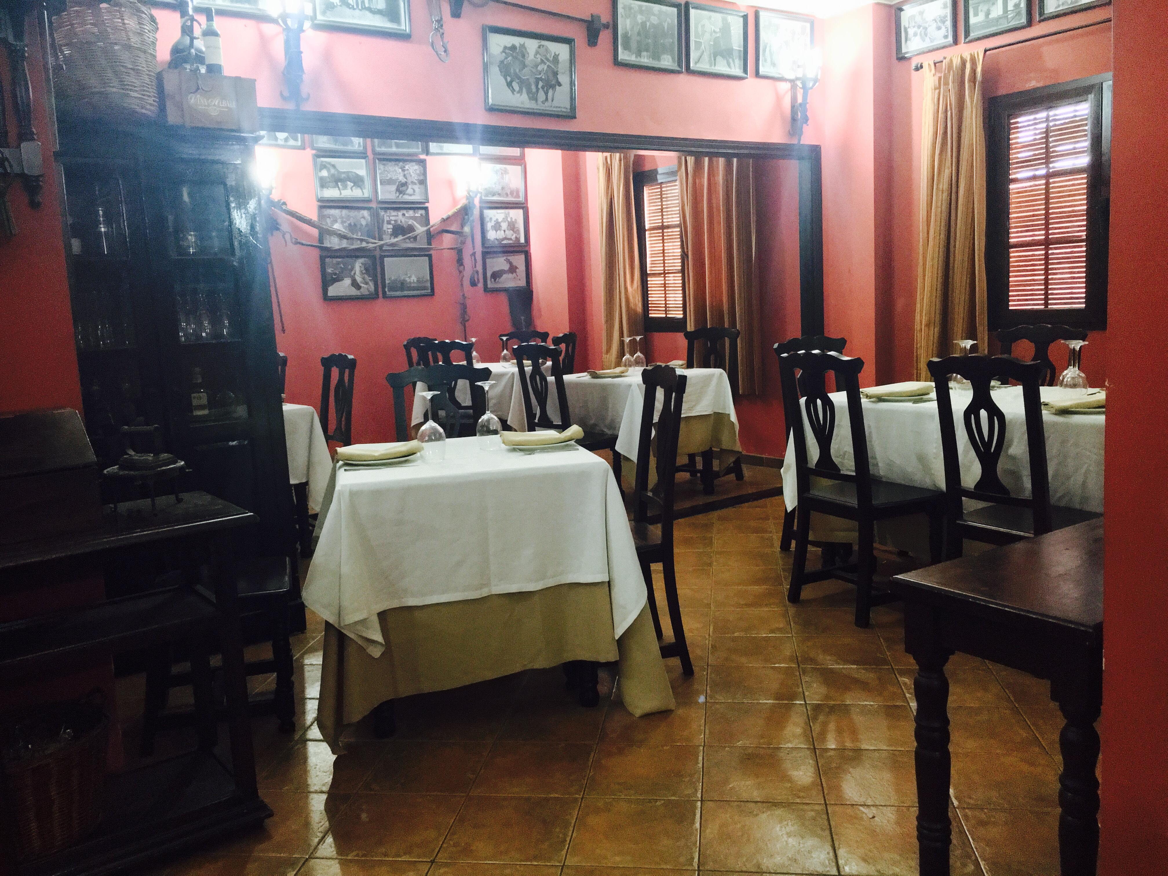 Hostal Pechi Huévar Buitenkant foto